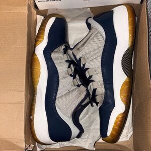 Jordan 11s Sneakers Size 6Y